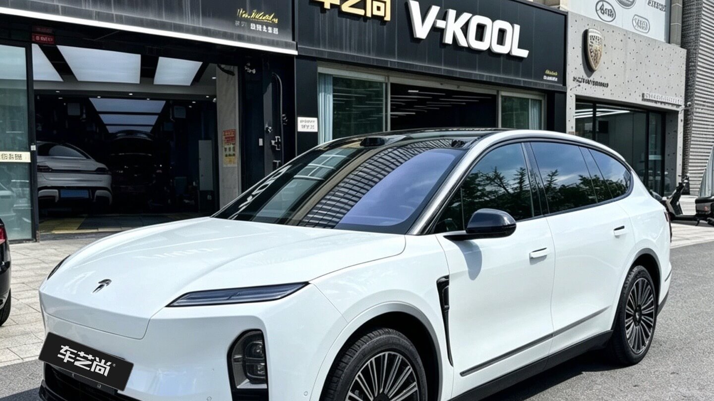 特斯拉 Model Y 装贴汉乐 05 车衣｜拒绝流水线施工，守护原厂车漆