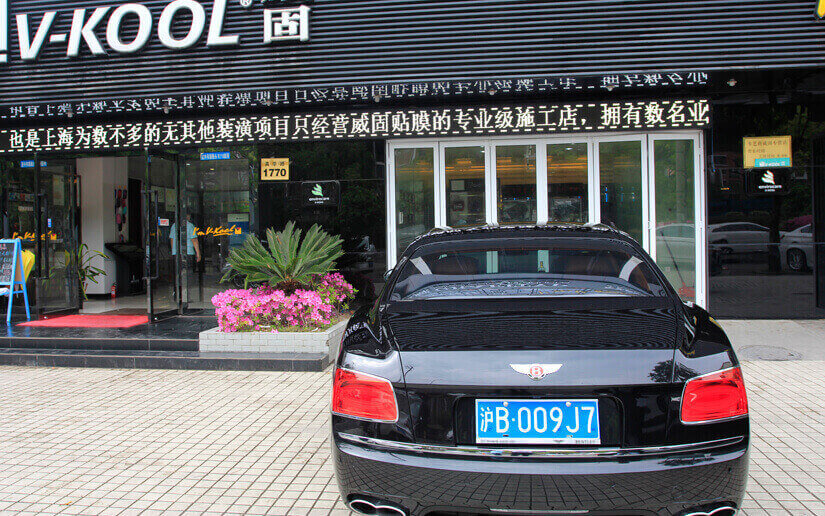  宾利后档贴膜效果图