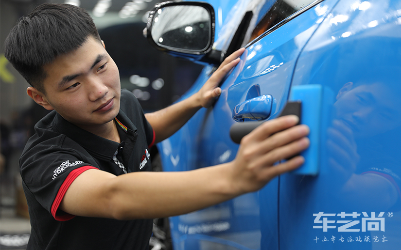 隐形车衣贴后可以投保险吗？