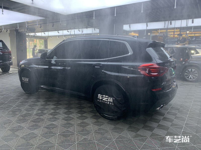 汽车贴膜无尘喷淋的好处有？