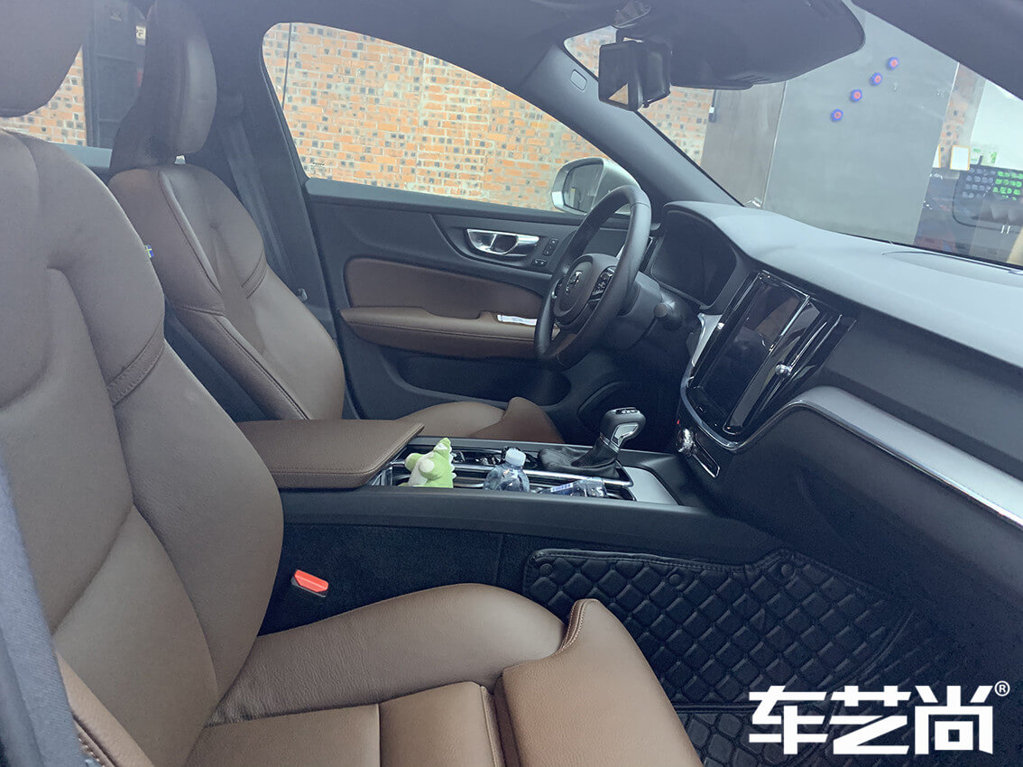 沃尔沃S60施工威固玻璃膜施工案例展示图（10）