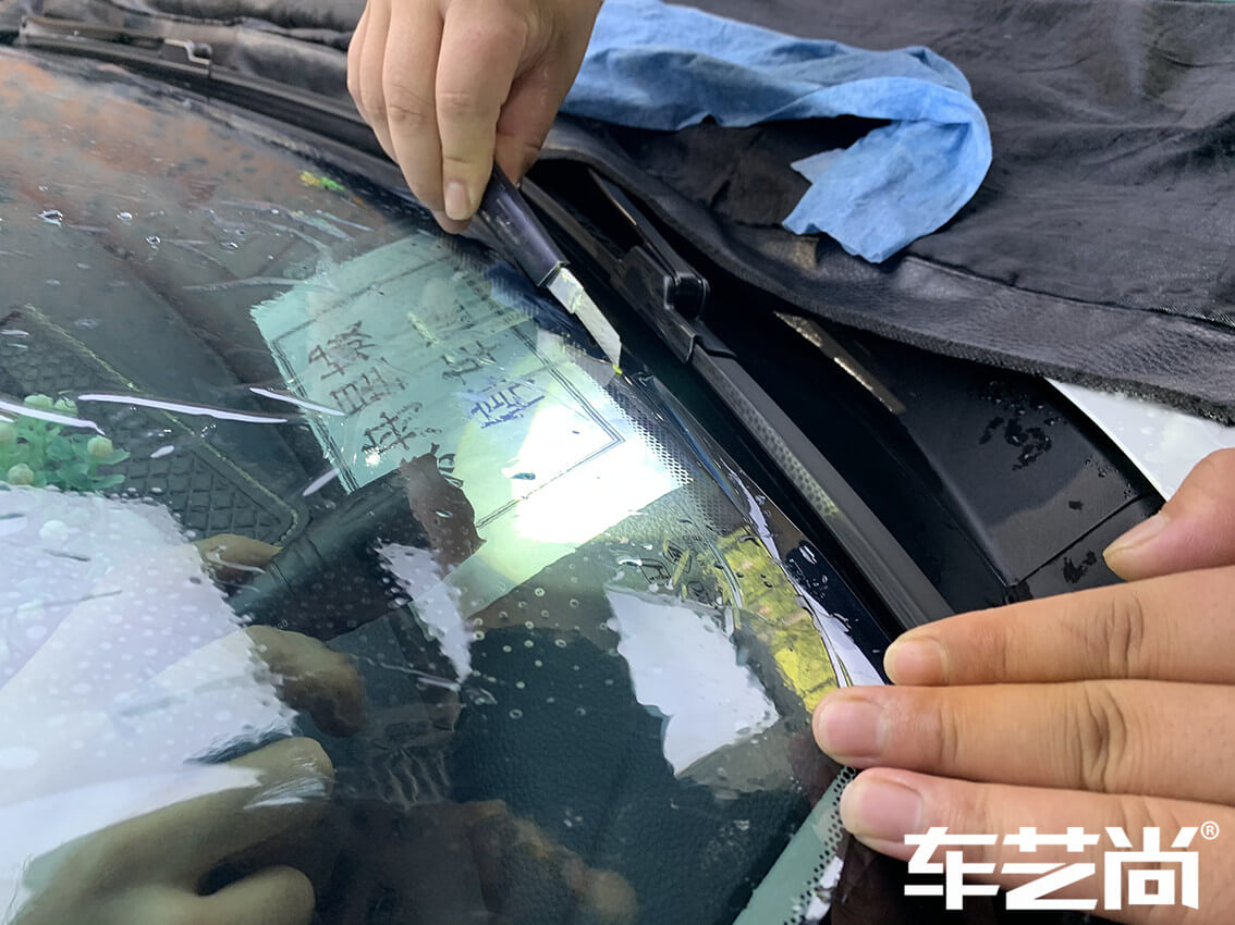 沃尔沃S60施工威固玻璃膜施工案例展示图（4）