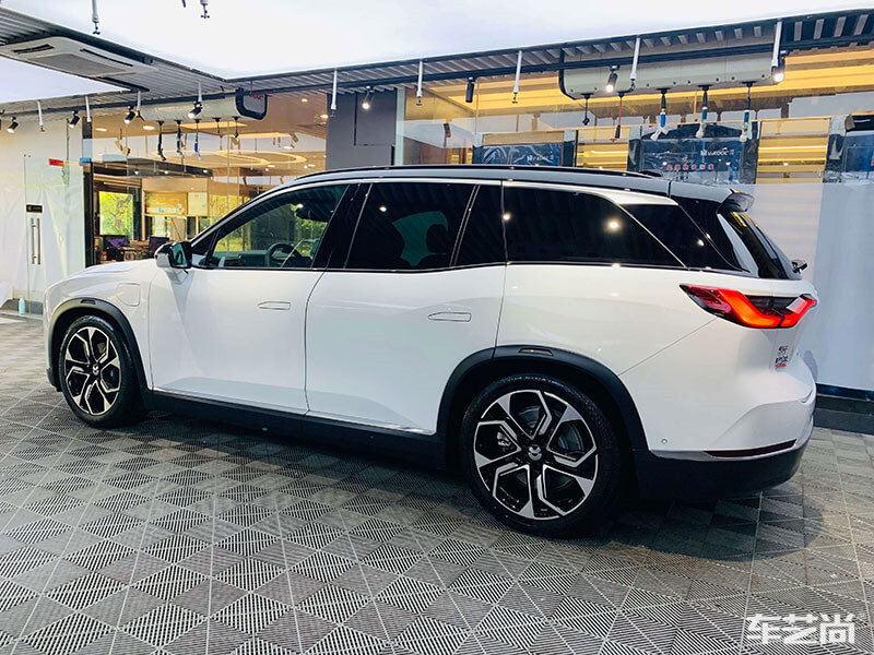 蔚来ES8威固漆面保护膜施工效果