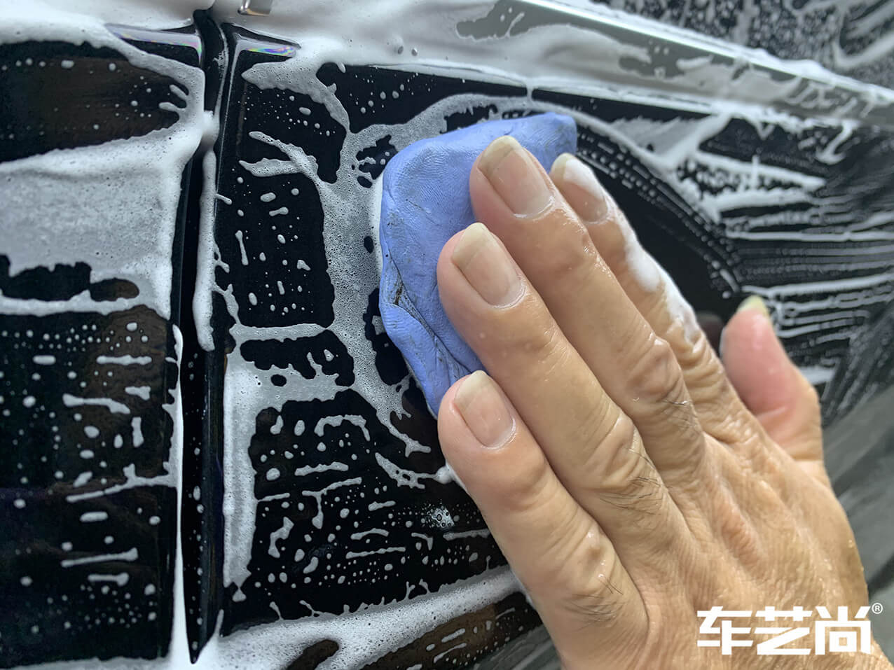 宝马X3装贴威固隐形车衣案例展示图（1）