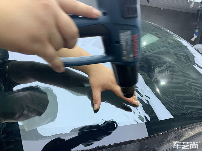 特斯拉Model 3施工威固隔热膜案例（图片展示六）