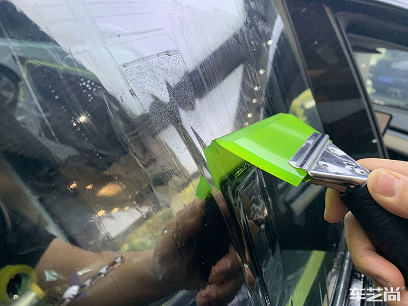 特斯拉Model 3施工威固隔热膜案例（图片展示十）