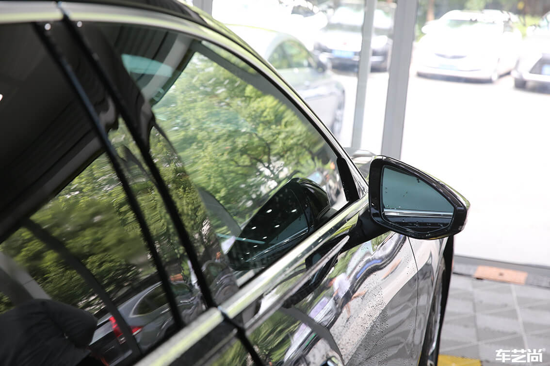 奥迪 A6L装贴威固隐形车衣，施工流程展示（14