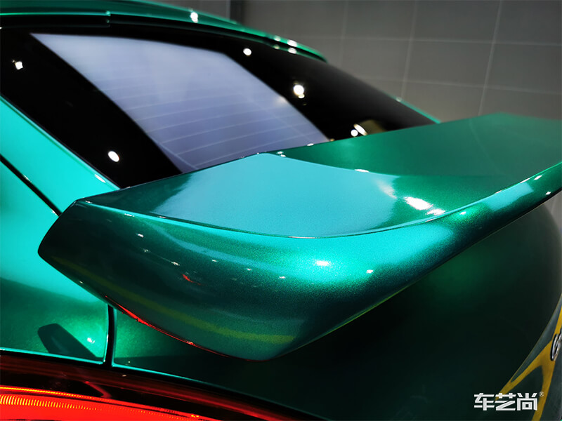 帕拉梅拉改色祖母绿尾翼细节展示