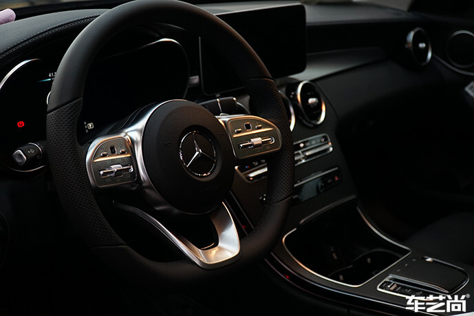 奔驰C260L贴威固隐形车衣流程图（8）