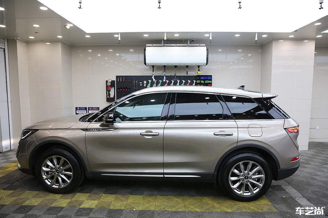  太空银林肯施工威固隔热膜，流程展示（15）