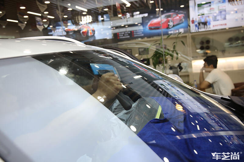 荣威RX5施工威固隔热膜过程展示（图十七）