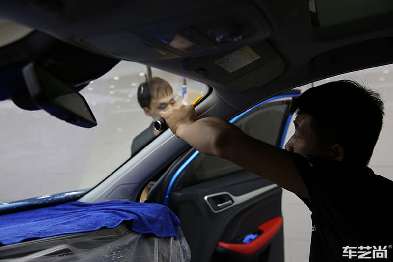 名爵ZS施工威固隔热膜施工过程展示（图八）