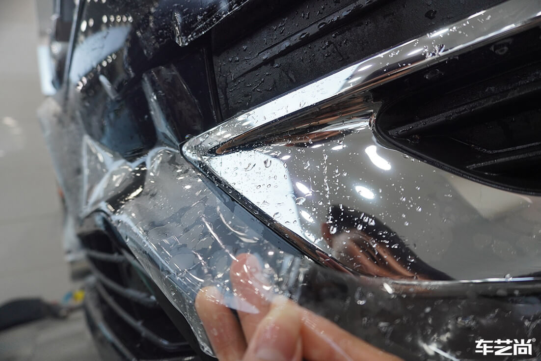 沃尔沃XC90贴隐形车衣施工流程案例展示（4）