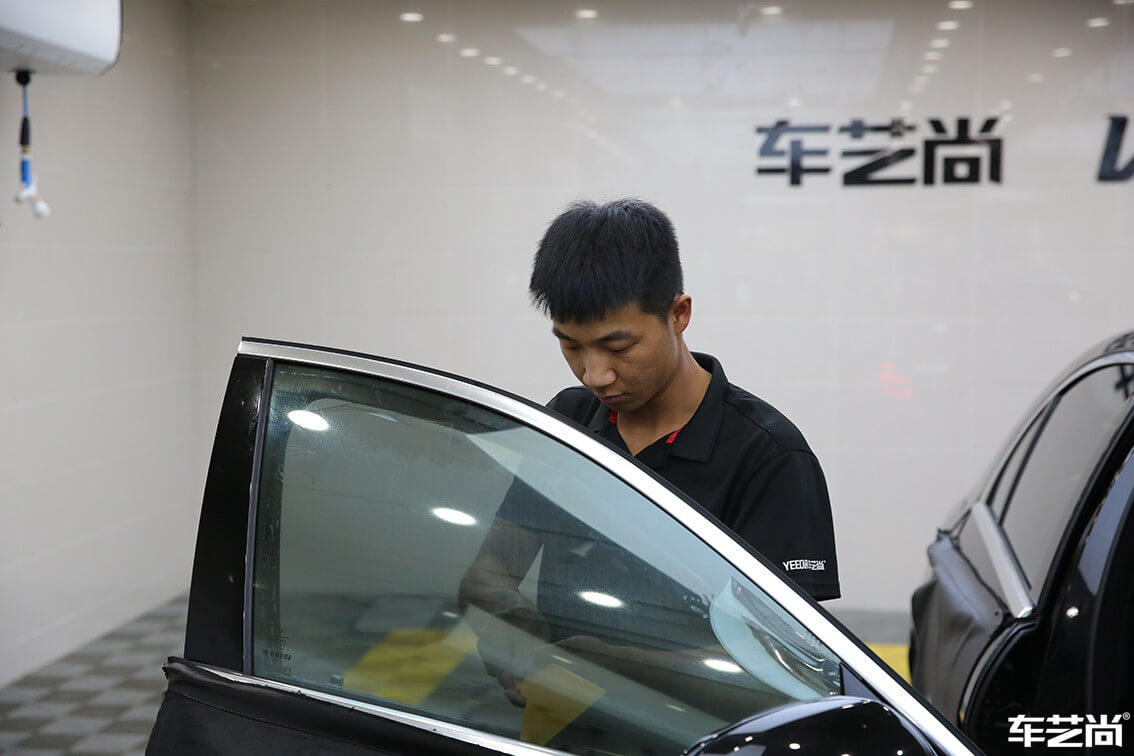 奔驰 S450L装贴威固隔热膜效果怎么样（10）