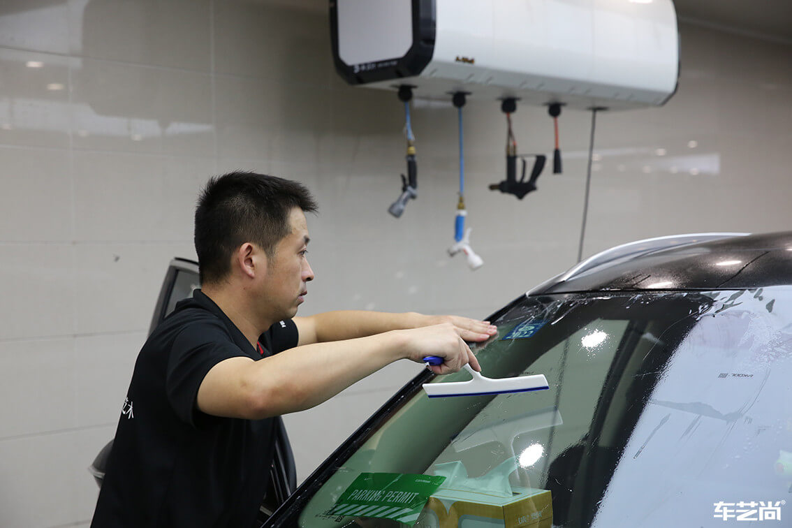  太空银林肯施工威固隔热膜，流程展示（7）