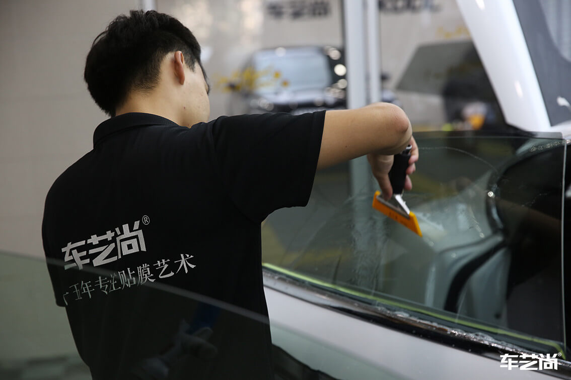 特斯拉 MODEL S威固隔热膜汽车贴膜施工案例（5）