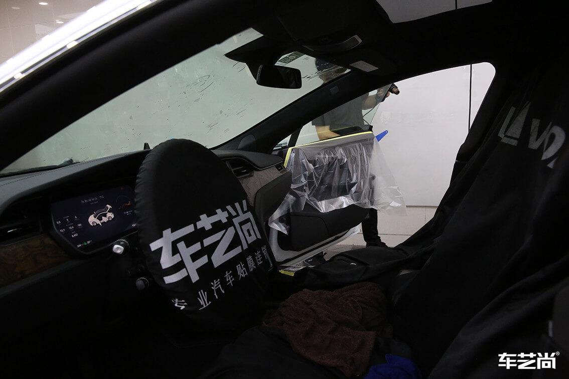 特斯拉 MODEL S威固隔热膜汽车贴膜施工案例（1）