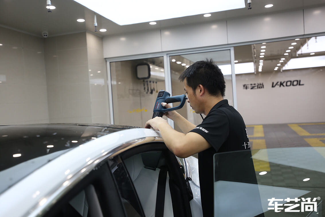 特斯拉 Moel 3选择威固隔热膜施工流程+效果图（9）