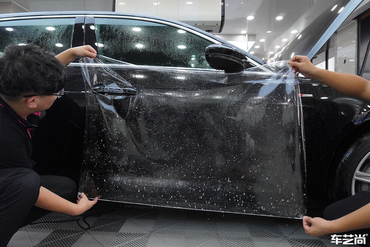 奥迪 A6装贴威固隐形车衣，施工流程展示（6）