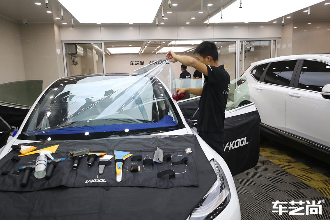 特斯拉 Moel 3选择威固隔热膜施工流程+效果图（7）