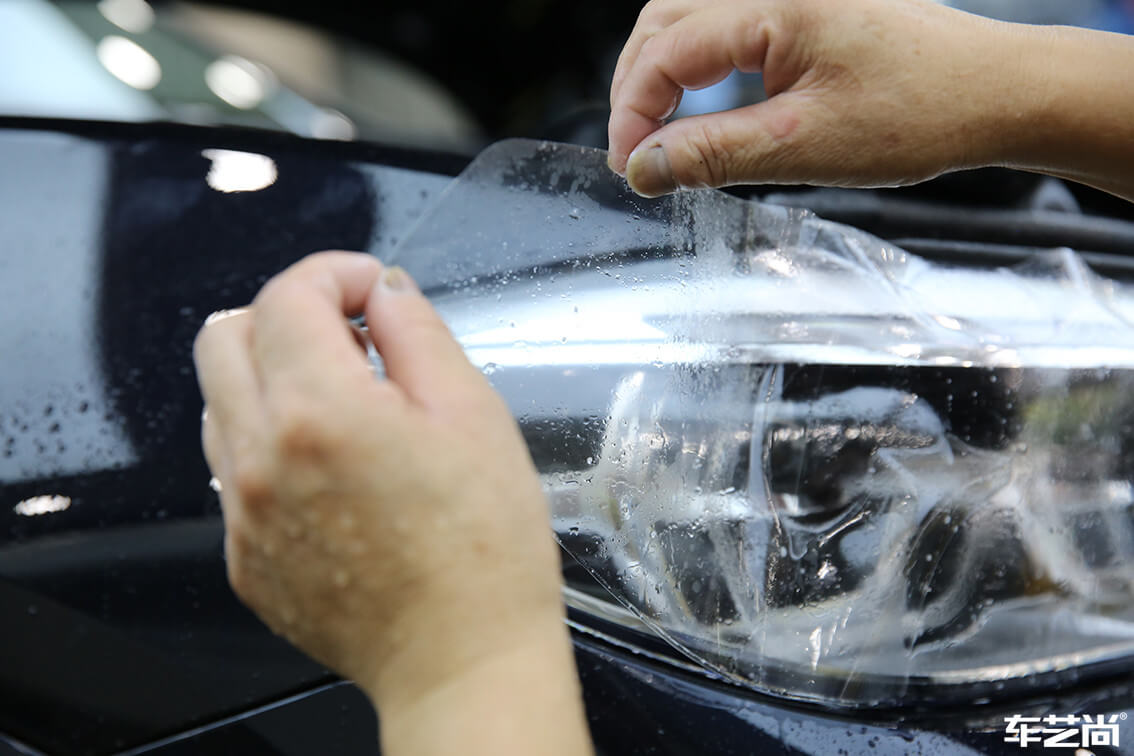 宝马X3装贴威固隐形车衣，施工流程展示（13