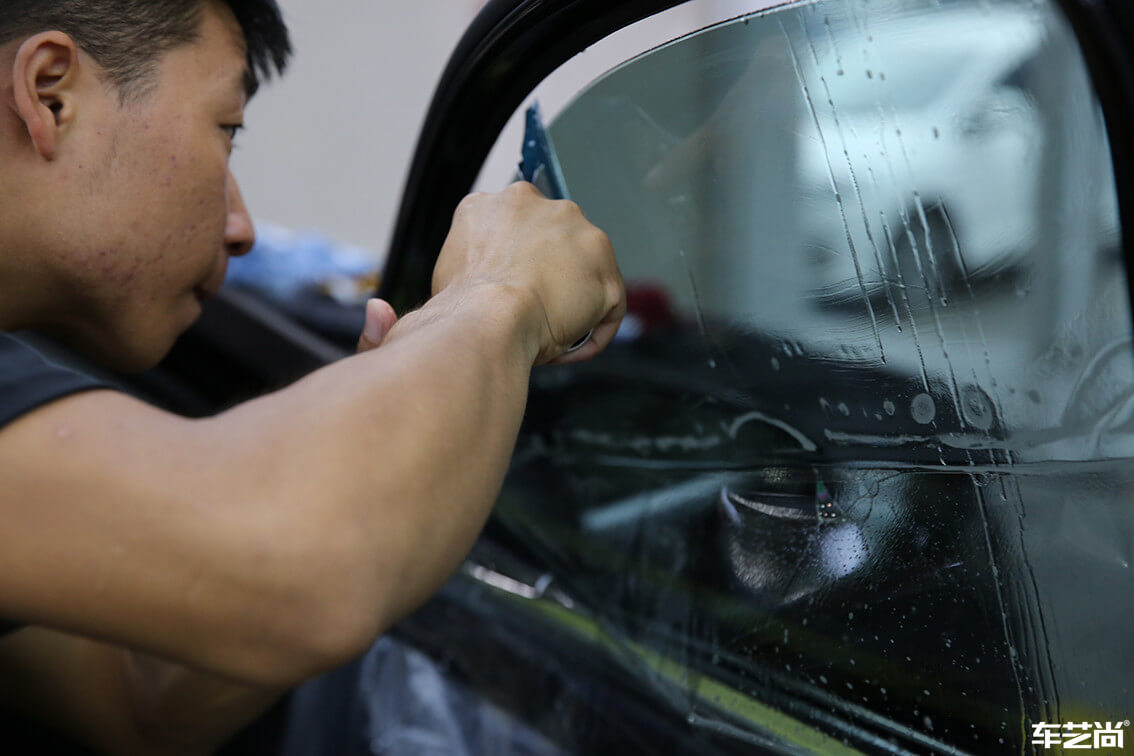 大众430装贴威固隔热膜（8）