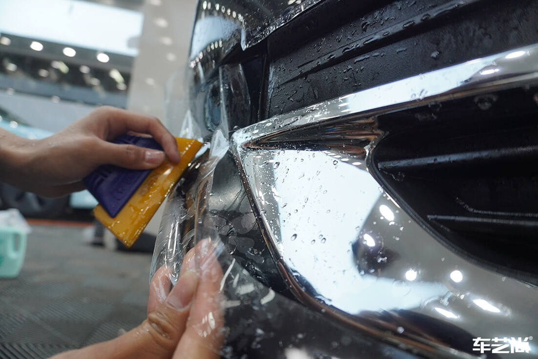 沃尔沃XC90贴隐形车衣施工流程案例展示（6）