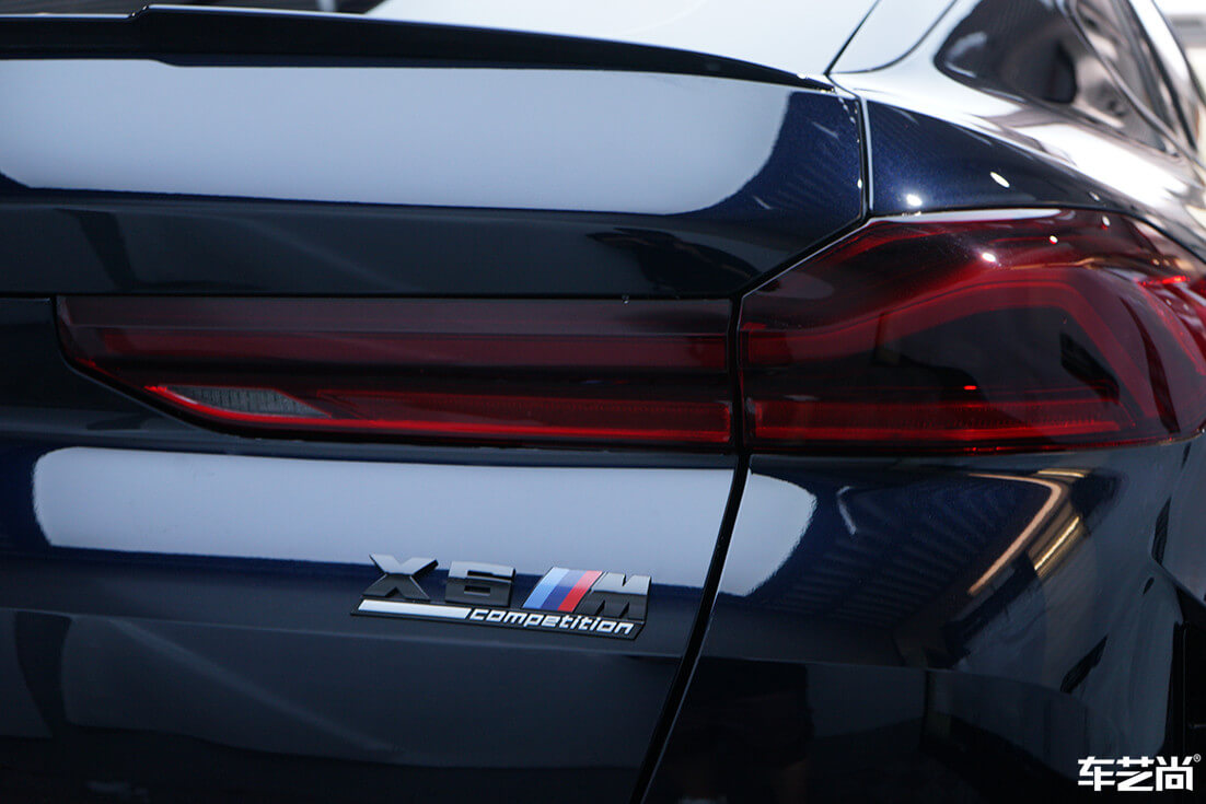 宝马X6贴威固玻璃膜，安全隔热效果好！（10）