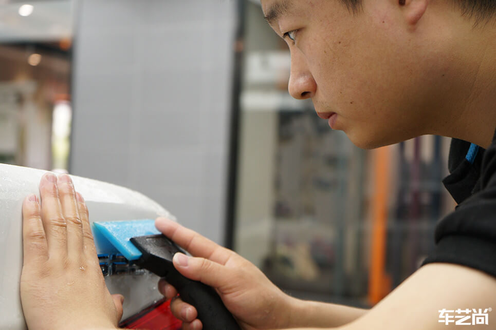 宝马5系施工隐形车衣（12）