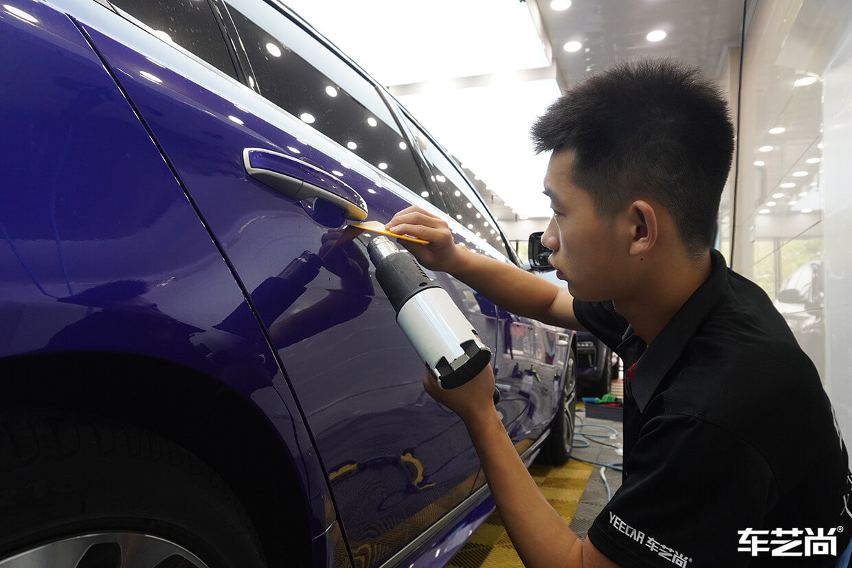 捷豹P200装贴威固漆面保护膜流程展示（10）