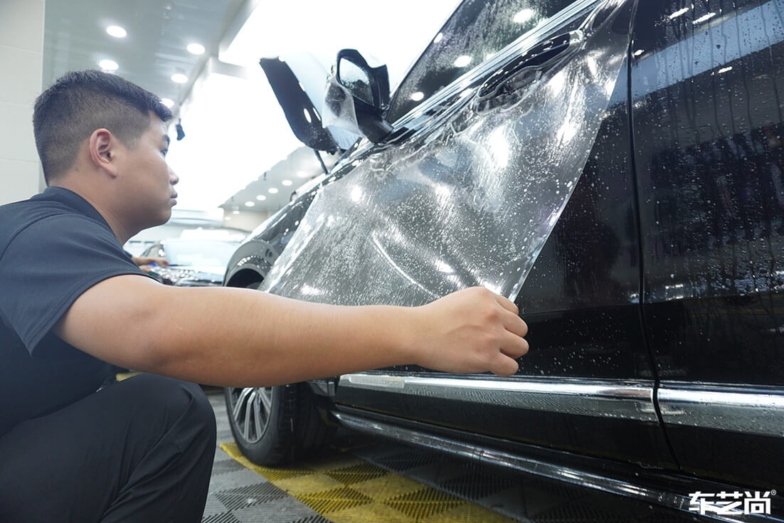 沃尔沃XC90贴隐形车衣施工流程案例展示（16）