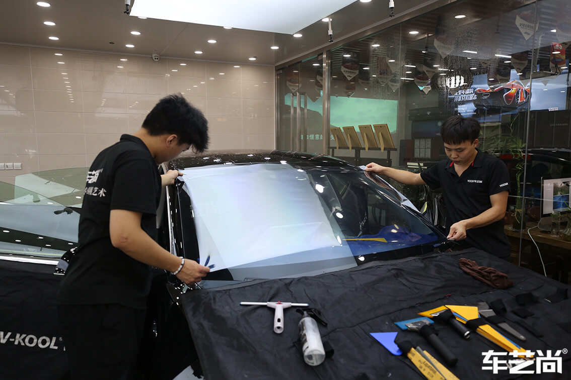 汽车玻璃膜材质有几种？哪个比较好？