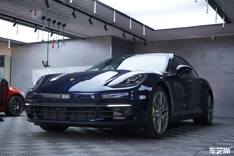 保时捷帕拉梅拉施工威固车衣，施工流程展示（13）