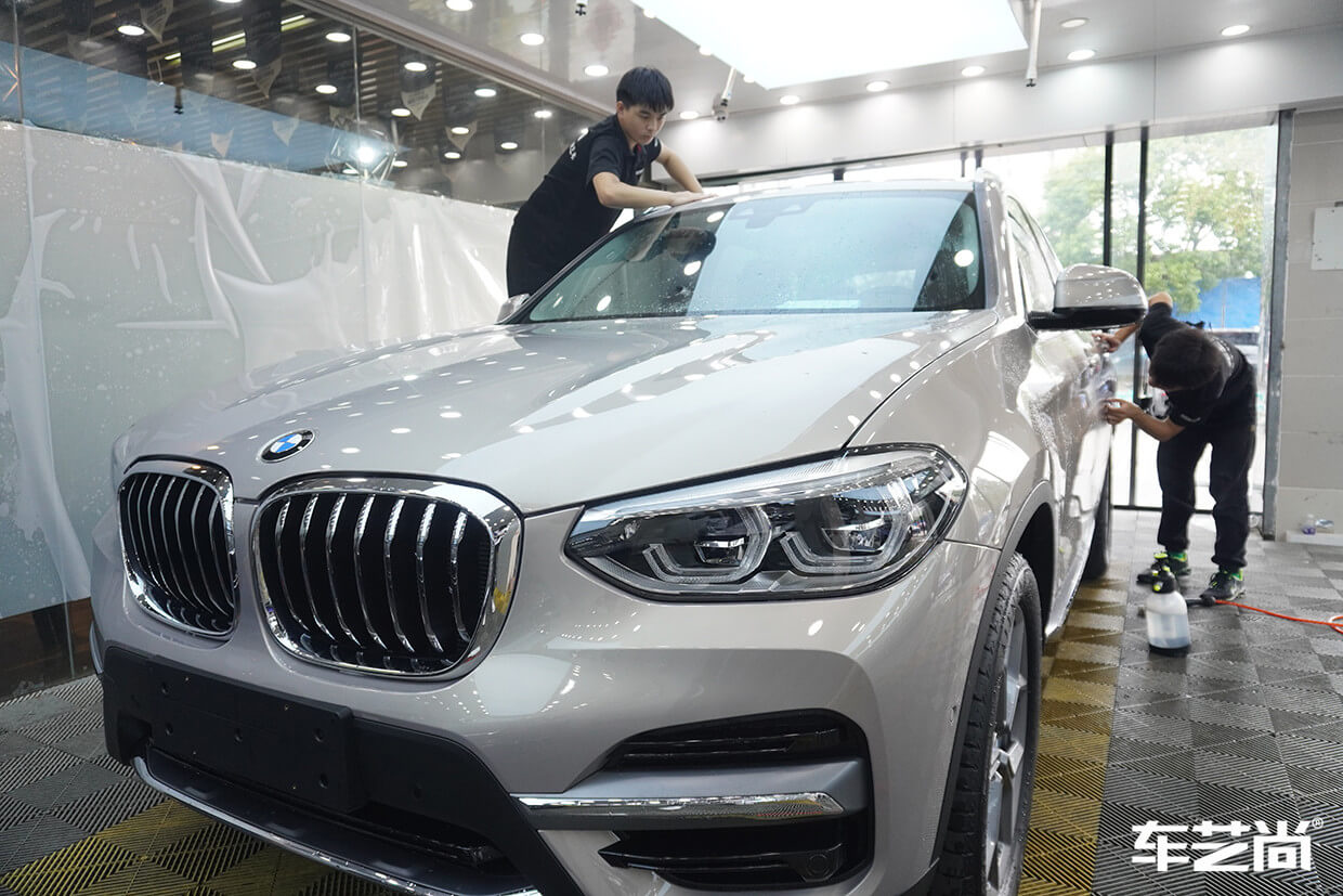 宝马X3施工威固隐形车衣（5）