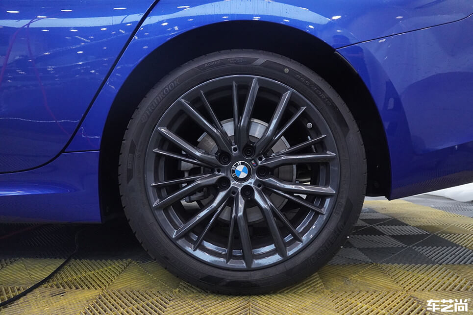 宝马3系施工隐形车衣（15）