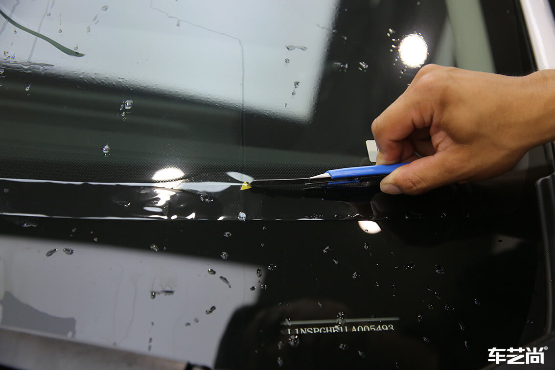 小鹏P7选择施工威固隔热膜（6）