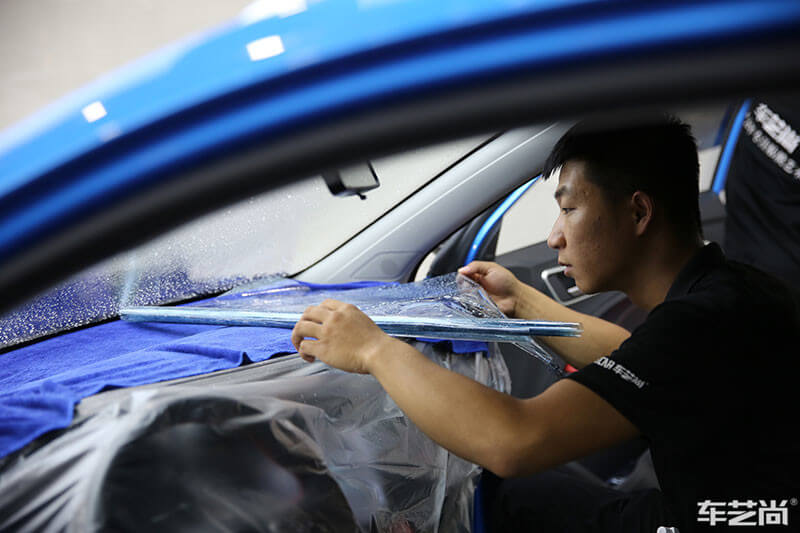 名爵ZS施工威固隔热膜施工过程展示（图十一）