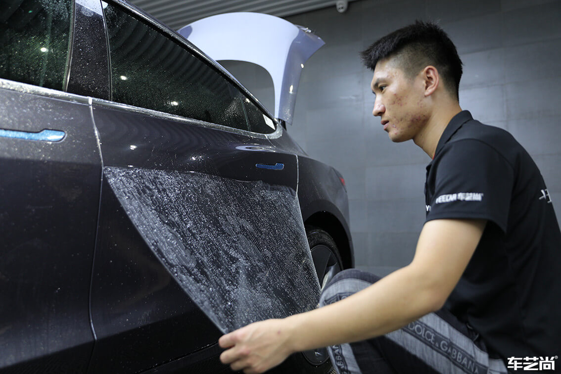 特斯拉Model 3施工威固漆面保护膜案例展示（12）