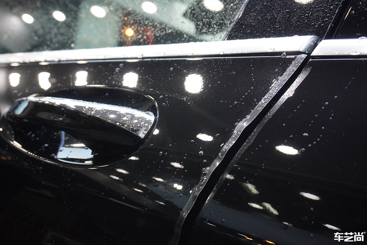 奔驰 GLC300施工威固隐形车衣案例流程展示（5）