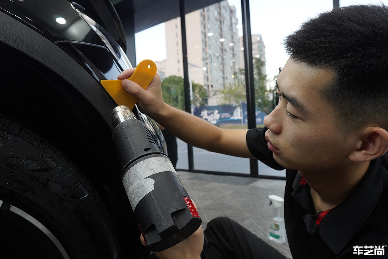 奔驰 GLC300施工威固隐形车衣案例流程展示（10）