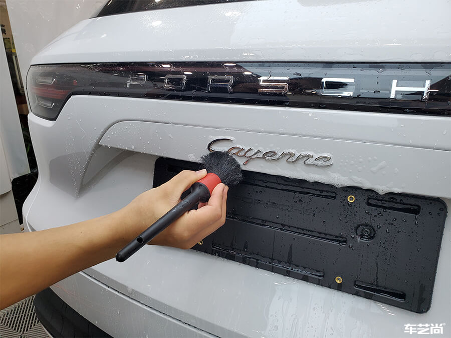 保时捷卡宴施工威固透明隐形车衣（2）