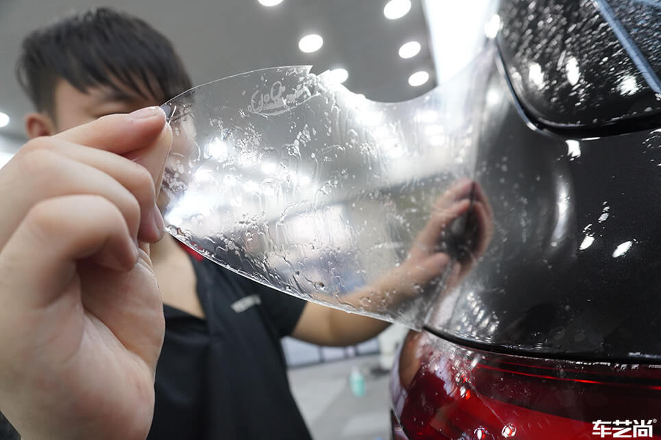 宝马X5装贴威固隐形车衣，施工流程展示（2）