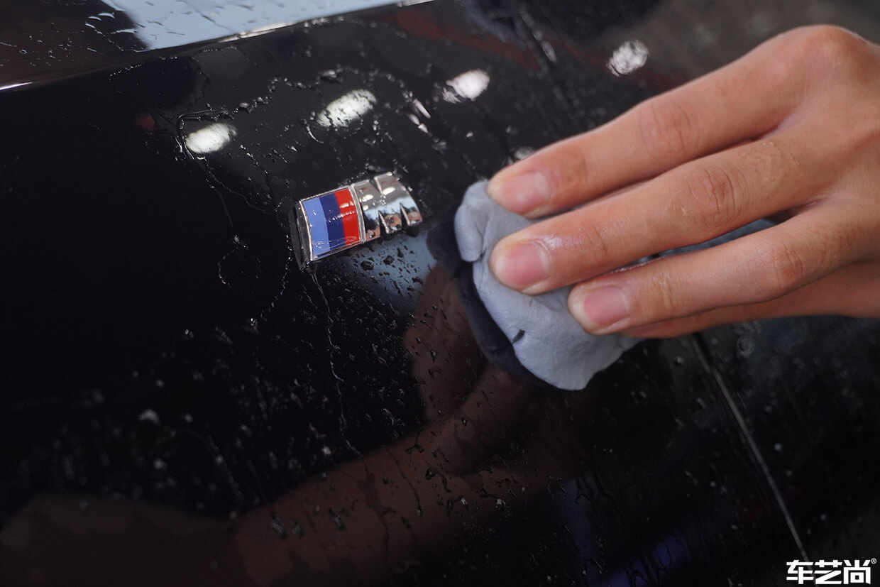 宝马3系装贴威固隐形车衣，施工流程展示（1）