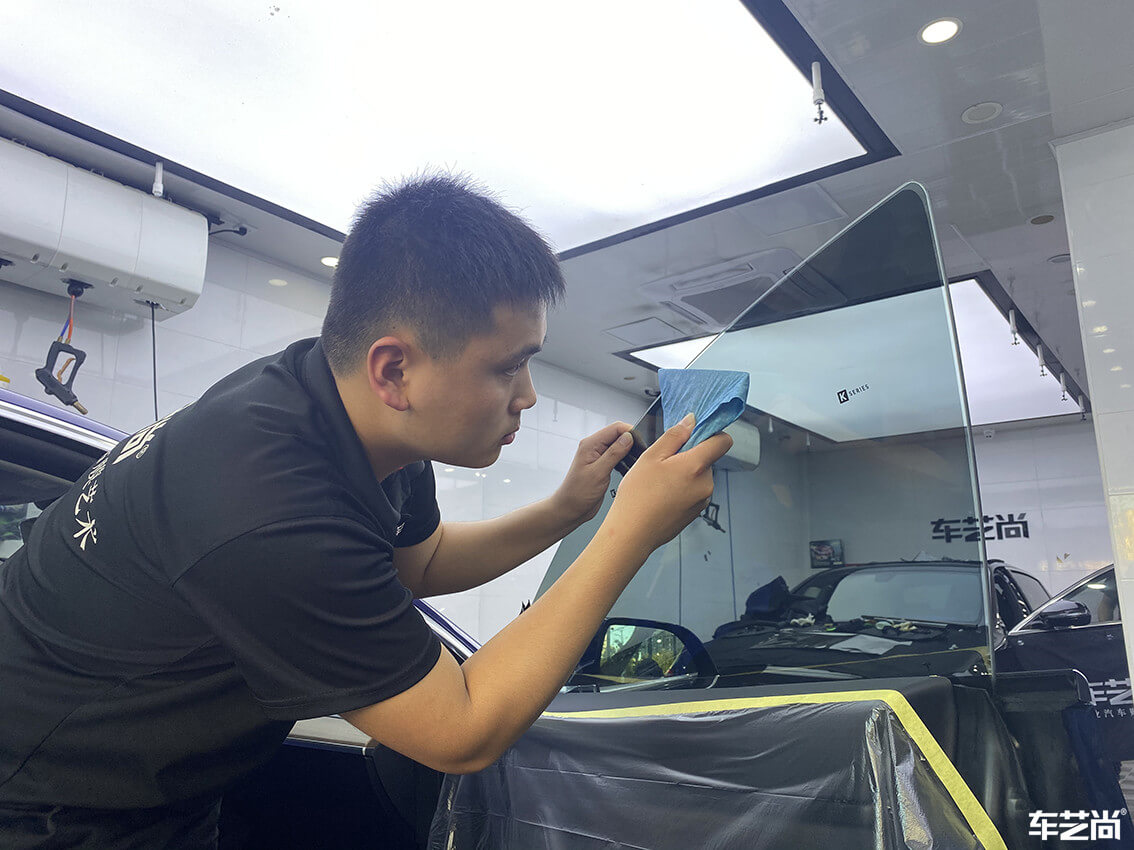 特斯拉Model 3施工威固隔热膜案例分享（8）