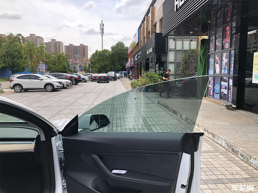 特斯拉Model 3施工威固隔热膜施工案例分享（12）