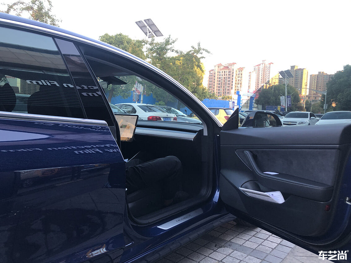 特斯拉Model 3施工威固隔热膜案例分享（12）