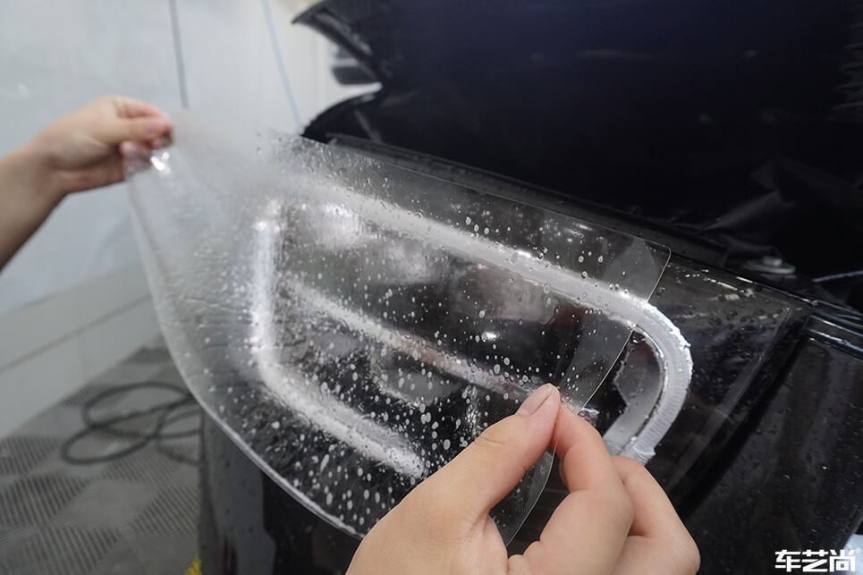 奥迪 A8装贴威固隐形车衣，施工流程展示（7）