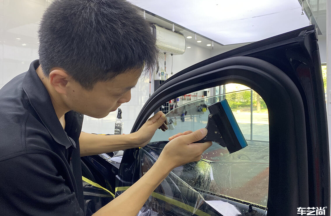 宝马3系装贴威固隔热膜（7）