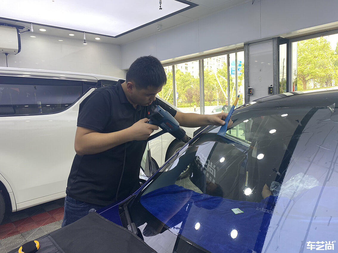 特斯拉Model 3施工威固隔热膜案例分享（7）