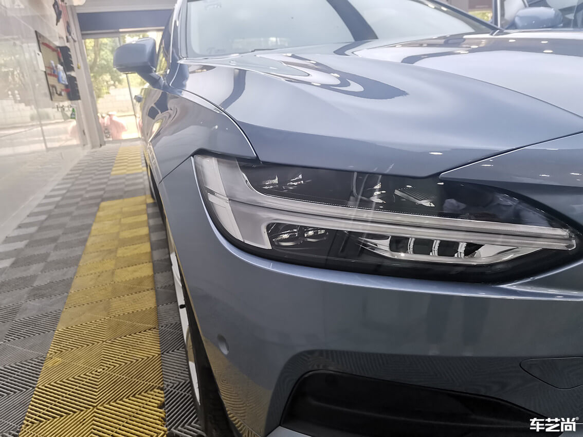 车艺尚莘庄店施工沃尔沃S90，水晶镀膜流程展示（10）